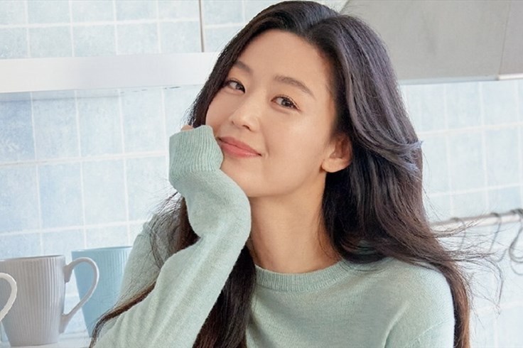 Tuổi 40 viên mãn của "mợ chảnh" Jun Ji Hyun Tuổi 40 viên mãn của "mợ chảnh" Jun Ji Hyun