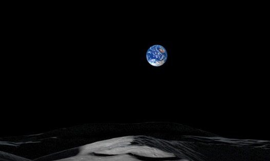 Mô phỏng hình ảnh Trái đất khi nhìn từ cực nam của Mặt trăng. Ảnh: NASA