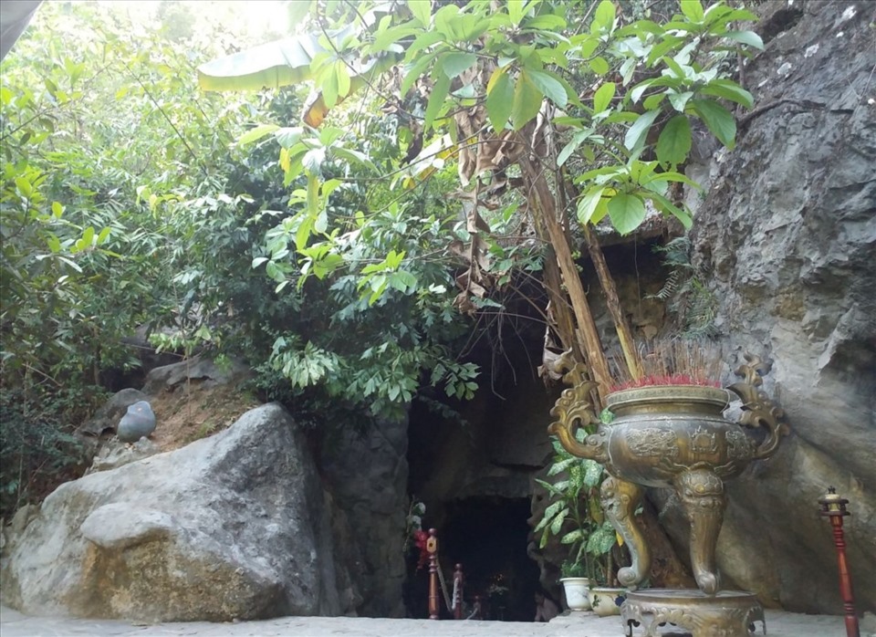 Hang 8 Thanh niên xung phong mang tâm danh "Hang Tám cô" tại Phong Nha - Kẻ Bàng. Ảnh: LPL