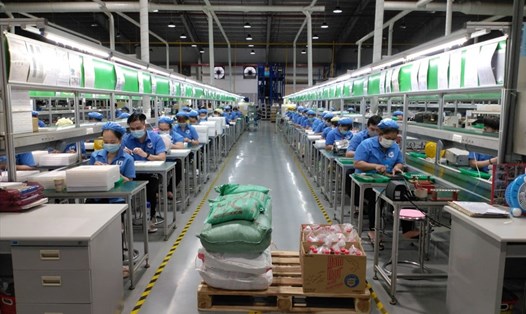 Công nhân thành phố Long Khánh, Đồng Nai phục hồi sản xuất. Ảnh: Công đoàn Long Khánh