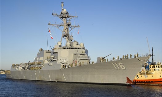 Tàu khu trục USS Thomas Hudner sẽ tham gia vào nhóm tác chiến săn tàu ngầm Nga. Ảnh: Wiki