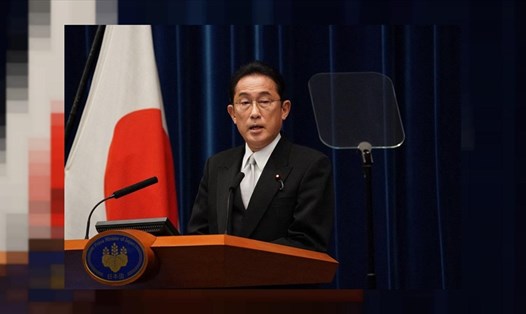 Tân Thủ tướng Nhật Bản Fumio Kishida họp báo hôm 4.10 sau khi nhậm chức. Ảnh: AFP