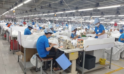 Nhiều doanh nghiệp trên địa bàn tỉnh Quảng Nam tuyển công nhân trở lại sau nhiều tháng bị ảnh hưởng của dịch bệnh. Ảnh: Thanh Chung