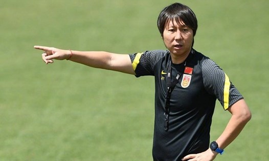 Huấn luyện viên tuyển Trung Quốc - Li Tie đang đứng trước áp lực lớn. Ảnh: Sohu