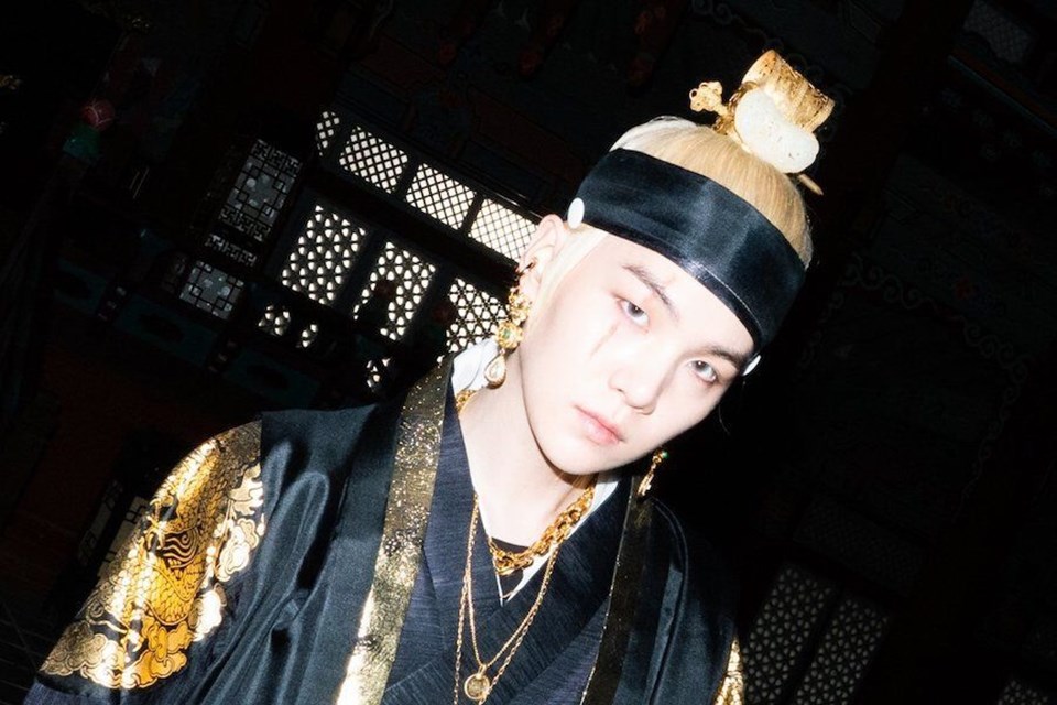 Suga (BTS) có MV đầu tiên đạt 300 triệu lượt xem. Ảnh: Poster. Suga (BTS) có MV đầu tiên đạt 300 triệu lượt xem. Ảnh: Poster.