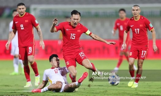Vị trí của Văn Thanh được cho là không đúng nhịp chơi của đội tuyển Việt Nam. Ảnh: AFP