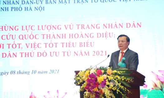 Bí thư Thành ủy Hà Nội Đinh Tiến Dũng phát biểu tại buổi lễ