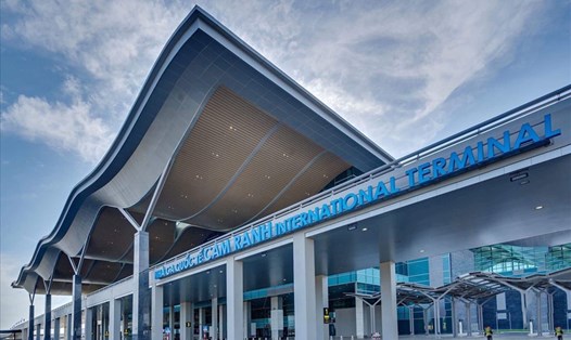 Các sân bay chuẩn bị đón khách trở lại.