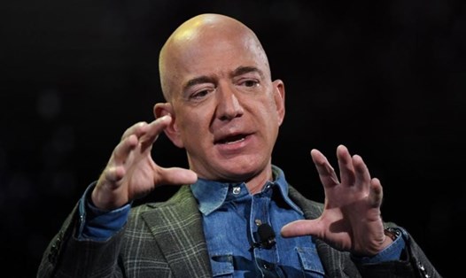 Tỉ phú Jeff Bezos. Ảnh: AFP