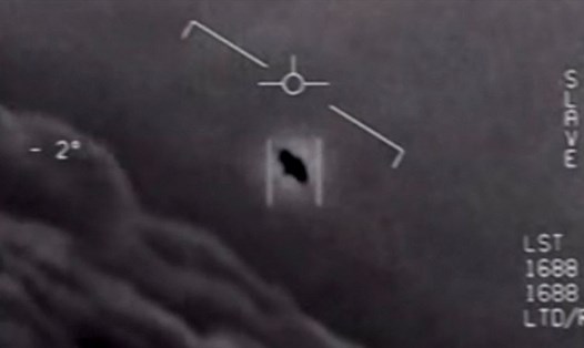 Hình ảnh về UFO từ video này có được vào ngày 28.4.2020, với sự cho phép của Bộ Quốc phòng Mỹ. Ảnh: AFP