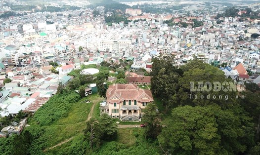 Lâm Đồng thống nhất phương án nâng Dinh tỉnh trưởng Đà Lạt lên 28m so với vị trí ban đầu để xây tổ hợp khách sạn 10 tầng. Ảnh CC