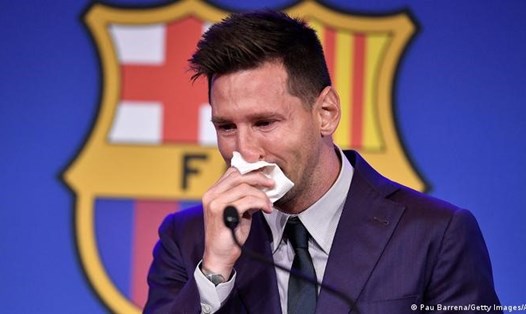 Messi từng sẵn sàng giảm lương để ở lại Barca. Ảnh: AFP
