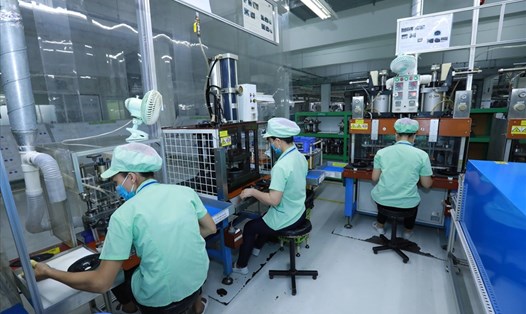 Nhiều công nhân khu công nghiệp mong muốn được khám chữa bệnh BHYT ngoài giờ hành chính. Ảnh minh hoạ: Hải Nguyễn
