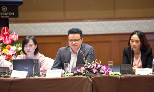 CEO BH Media Nguyễn Hải Bình (giữa) trong cuộc họp báo “Bản quyền âm nhạc trên môi trường số” hôm 27.10.
