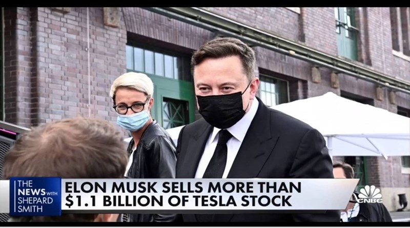 Elon Musk bán hơn 1,1 tỉ USD cổ phiếu Tesla