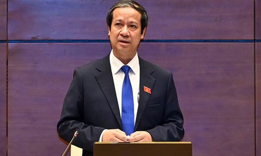 Bộ trưởng Nguyễn Kim Sơn trả lời chất vấn của đại biểu Quốc hội vào sáng 11.11. Ảnh: Quốc hội
