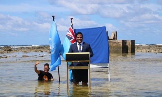 Ngoại trưởng Tuvalu Simon Kofe. Ảnh: Bộ Ngoại giao Tuvalu