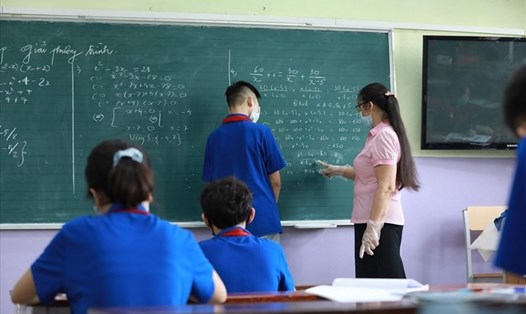 Nhiều địa phương đã tổ chức dạy học trực tiếp sau thời gian dài dạy học online. Ảnh minh họa: Hải Nguyễn.