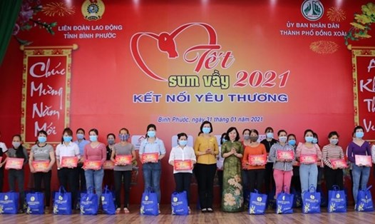LĐLĐ tỉnh Bình Phước tổ chức hoạt động chăm lo Tết cho người lao động năm 2021.
