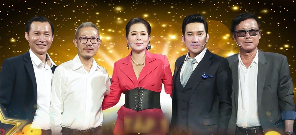Ban giám khảo "Sao tìm sao" mùa 2. Ảnh: Khang. Ban giám khảo "Sao tìm sao" mùa 2. Ảnh: Khang.