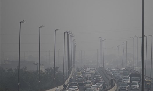 Mức độ ô nhiễm không khí của thủ đô New Delhi (Ấn Độ) đã đạt mức rất nghiêm trọng. Ảnh ngày 11.11 của AFP