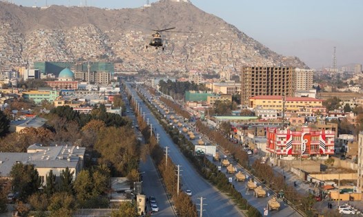 Taliban duyệt binh quân sự ở Kabul ngày 14.11. Ảnh: CGTN