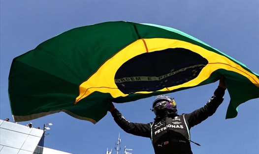Chiến thắng ở Grand Prix Brazil rất có ý nghĩa với Lewis Hamilton. Ảnh: Formula1