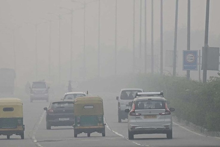 Thủ đô Ấn Độ đóng cửa trường học 1 tuần vì ô nhiễm không khí