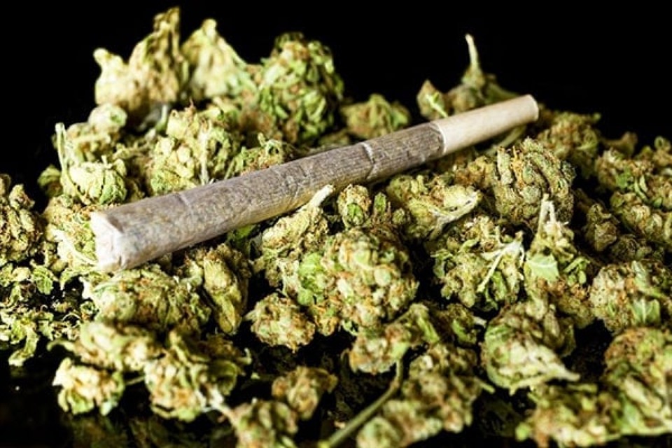 Nam sinh 15 tuổi ngộ độc cần sa.