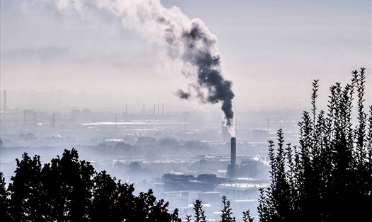 Ô nhiễm không khí bao trùm Lyon, Pháp, ngày 15.10.2021. Ảnh: AFP