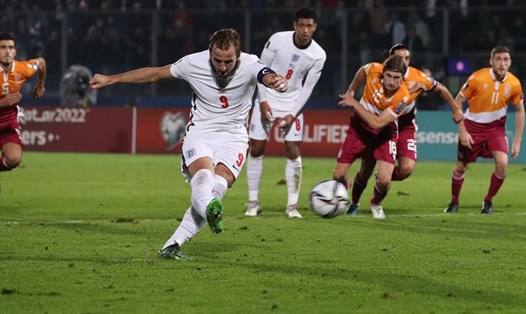 Harry Kane ghi đến 4 bàn thắng trong chiến thắng 10-0 của đội tuyển Anh trên sân San Marino. Ảnh: UEFA
