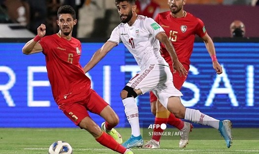 Syria và Iran ở trận lượt đi vòng loại World Cup 2022 khu vực Châu Á. Ảnh: AFP