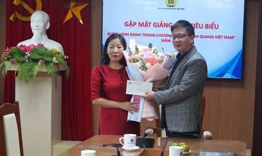 Gặp mặt giảng viên được vinh danh tại chương trình "Vinh quang Việt Nam".