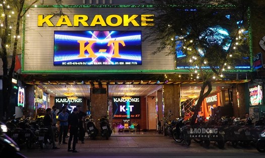 Dịch vụ karaoke ở TPHCM được hoạt động lại ở vùng cấp độ dịch 1 và 2.  Ảnh: Thanh Chân chụp lúc chưa bùng phát dịch