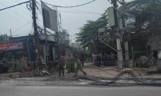 Một đối tượng tại Thái Nguyên châm lửa phá huỷ cột điện.