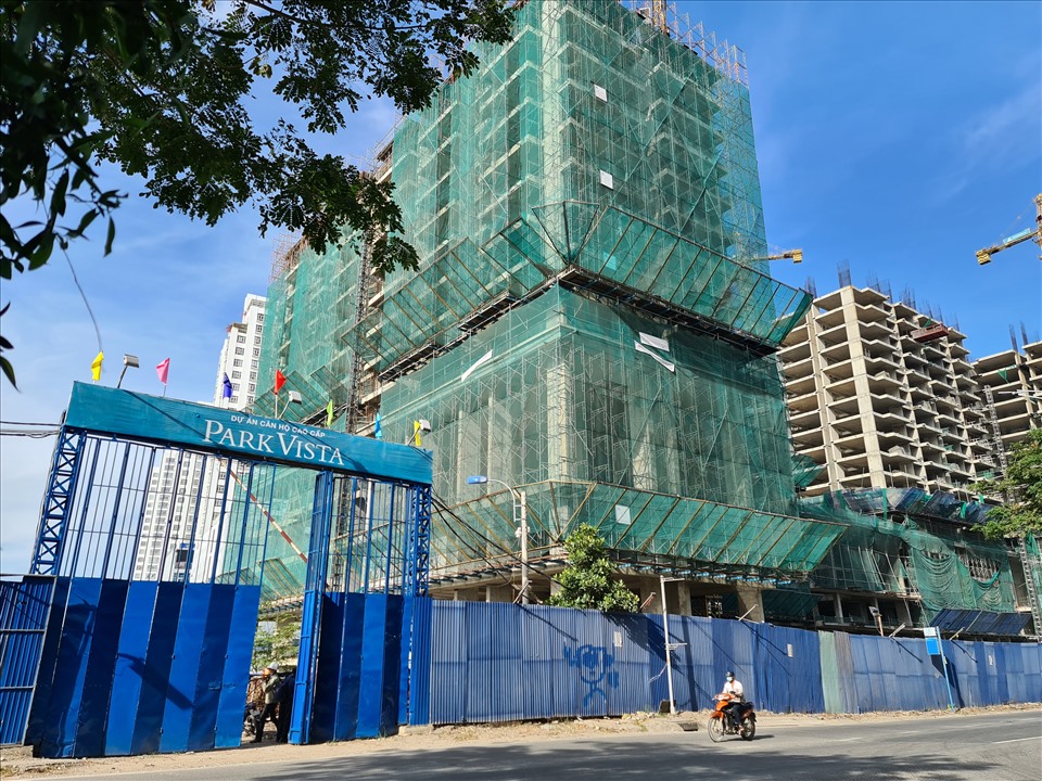 Người mua nhà ở xã hội dự án Park Vista vẫn chưa biết bao giờ mới có thể nhận được nhà. Ảnh: Bảo Chương