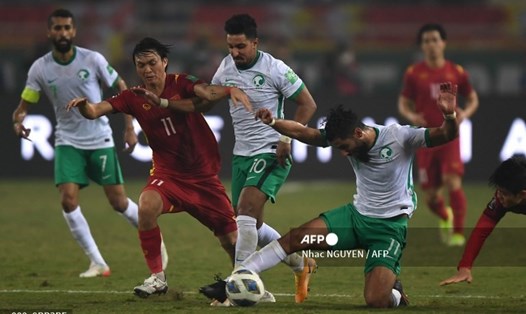 Tuyển Việt Nam còn thua xa các đội hàng đầu Châu Á. HLV Park Hang-seo vẫn đang kiếm điểm số đầu tiên ở vòng loại World Cup 2022. Ảnh: AFP