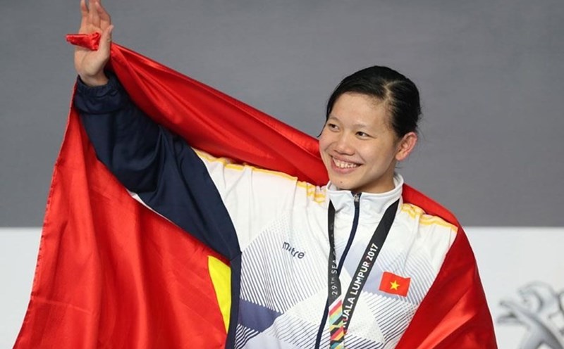 13 năm, Ánh Viên bơi, bơi và… bơi