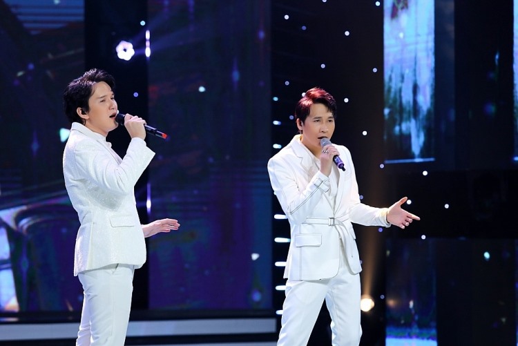 Trần Vũ và Khắc Minh tại "Tỏa sáng sao đôi". Ảnh: CTCC.