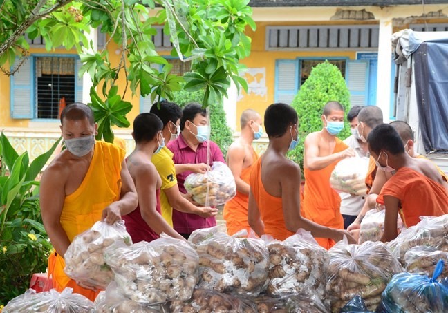 Sóc Trăng hỗ trợ nông sản, nhu yếu phẩm cho TPHCM. Ảnh: MTTQVN