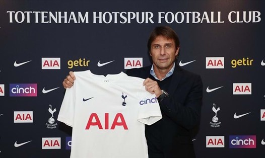 Antonio Conte chính thức trở lại với giải Ngoại hạng Anh, được kỳ vọng sẽ giúp Tottenham cạnh tranh các danh hiệu. Ảnh: Tottenham FC