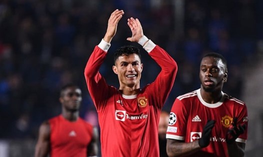 Ronaldo một lần nữa cứu Manchester United. Ảnh: AFP.