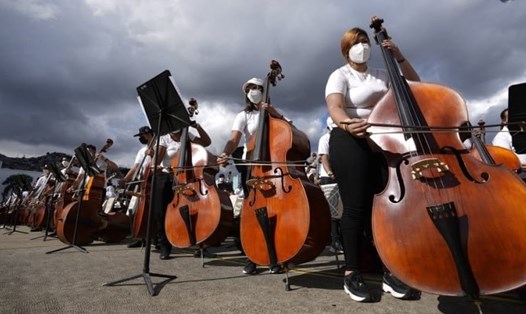 Kỷ lục dàn nhạc lớn nhất thế giới được lập nên ở Venezuela. Ảnh: AFP