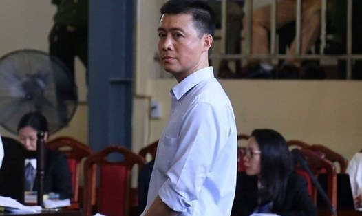 Ông Phan Sào Nam tại phiên toà vụ án đánh bạc chục nghìn tỉ. Ảnh: LĐO