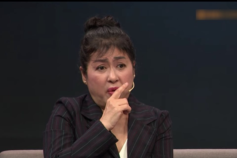 Thanh Thủy: Phụ nữ giỏi còn biết sử dụng nước mắt thì đàn ông chỉ có “chết” Thanh Thủy: Phụ nữ giỏi còn biết sử dụng nước mắt thì đàn ông chỉ có “chết”