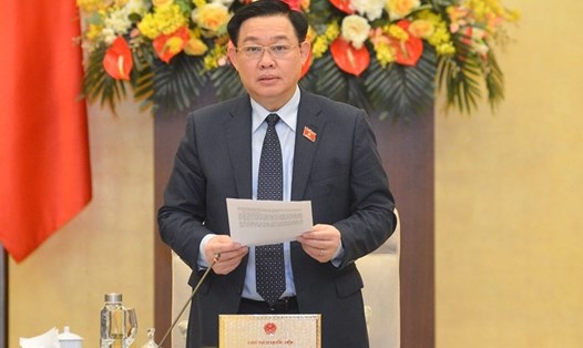 Chủ tịch Quốc hội Vương Đình Huệ phát biểu khai mạc phiên họp. Ảnh: QH