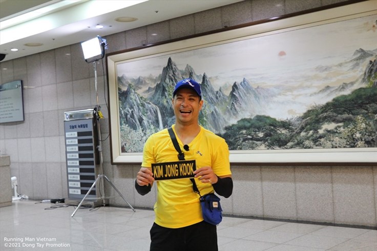 Running Man Vietnam: Trương Thế Vinh bất ngờ chiến thắng Kim Joong Cook