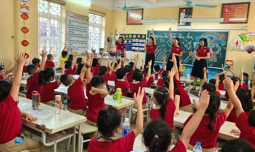 Nam Định cho phép học sinh "vùng xanh" của 9 huyện đi học trở lại. Ảnh: Tường Vân.