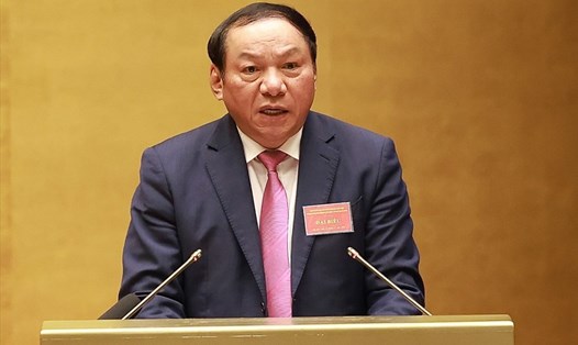 Bộ trưởng Bộ Văn hoá Thể thao và Du lịch Nguyễn Văn Hùng. Ảnh: Hải Nguyễn