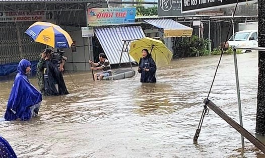 Tình trạng ngập lụt cục bộ tại Phú Quốc ngày càng nghiêm trọng. Ảnh: Hoàng Dung